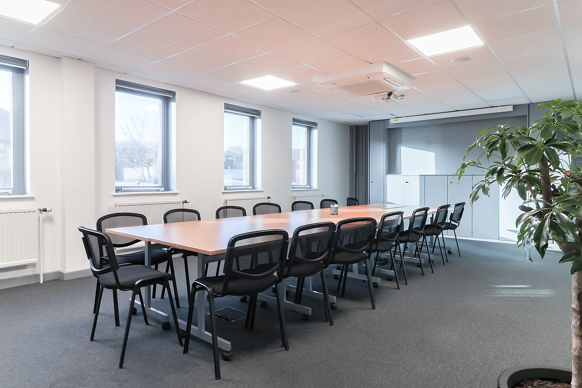 Foundry Suite boardroom and refreshment area